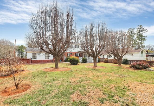 2468 Shaw Avenue, Gastonia, NC 28054