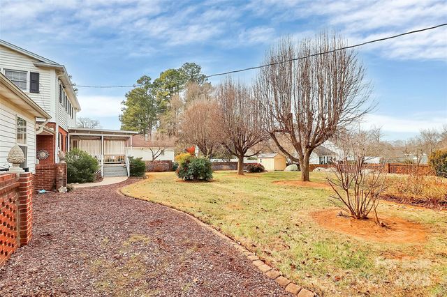 2468 Shaw Avenue, Gastonia, NC 28054