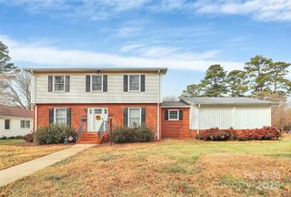 2468 Shaw Avenue, Gastonia, NC 28054
