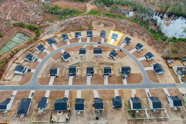 2137 Purebred Circle, Hope Mills, NC 28348