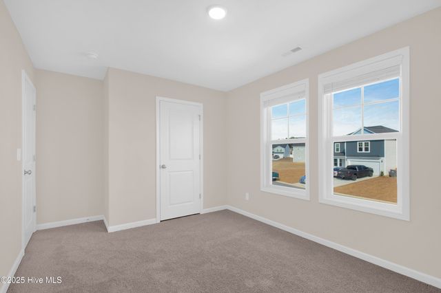 2137 Purebred Circle, Hope Mills, NC 28348