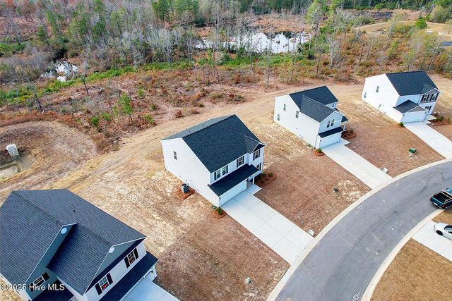 2137 Purebred Circle, Hope Mills, NC 28348