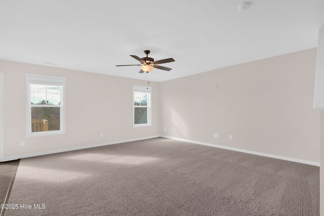 2137 Purebred Circle, Hope Mills, NC 28348