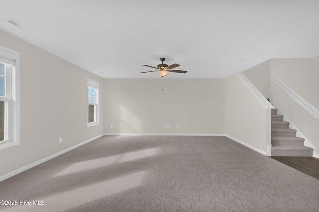 2137 Purebred Circle, Hope Mills, NC 28348