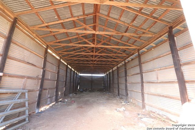 2257 CR 475, Nixon, TX 78140