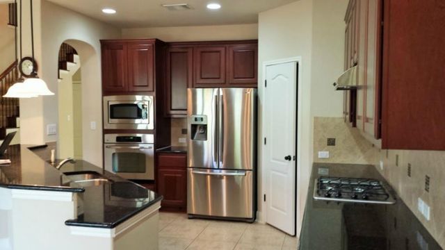 8512 Alophia DR, Austin, TX 78739