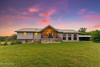 162 County Road 82, Athens, TN 37303