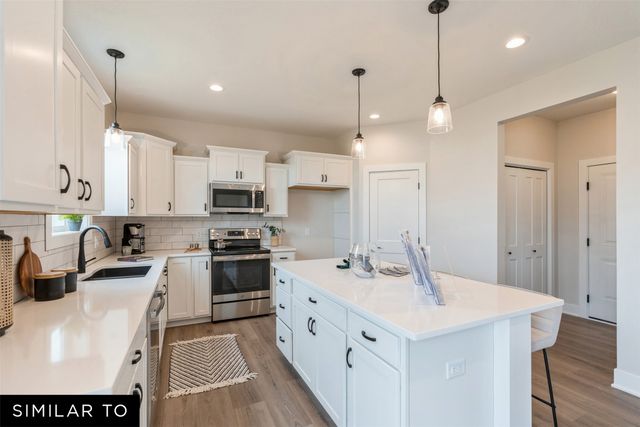 414 NE 59th Street, Ankeny, IA 50021