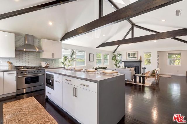 3844 Girard Avenue, Culver City, CA 90232