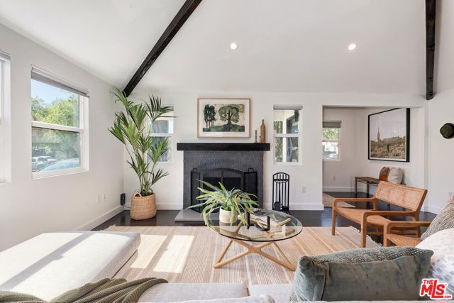 3844 Girard Avenue, Culver City, CA 90232