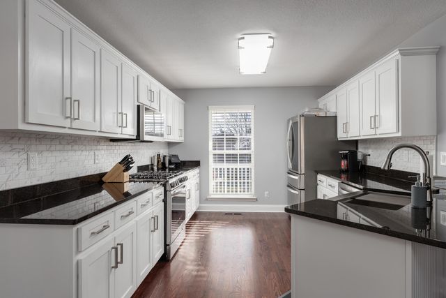 405 Classic Drive, Soddy Daisy, TN 37379