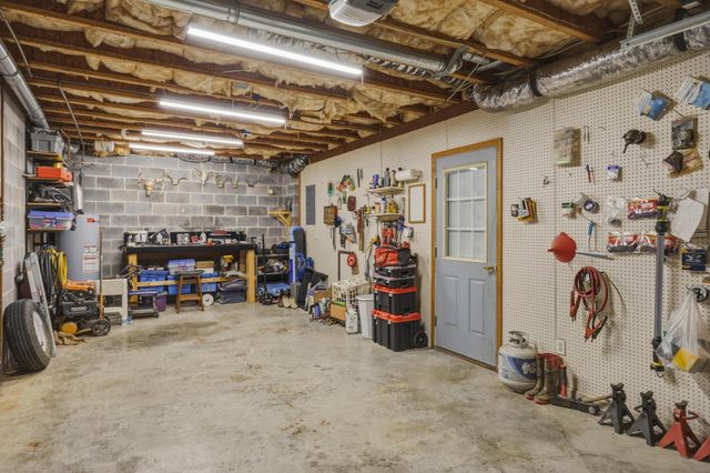 405 Classic Drive, Soddy Daisy, TN 37379