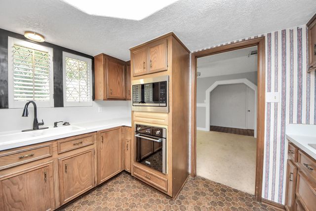 7510 Renmark Lane, Houston, TX 77070