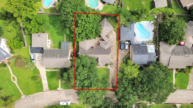 7510 Renmark Lane, Houston, TX 77070