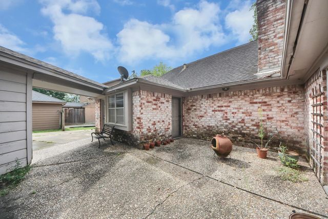 7510 Renmark Lane, Houston, TX 77070
