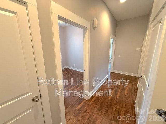 904 Warren Burgess Lane, Charlotte, NC 28205