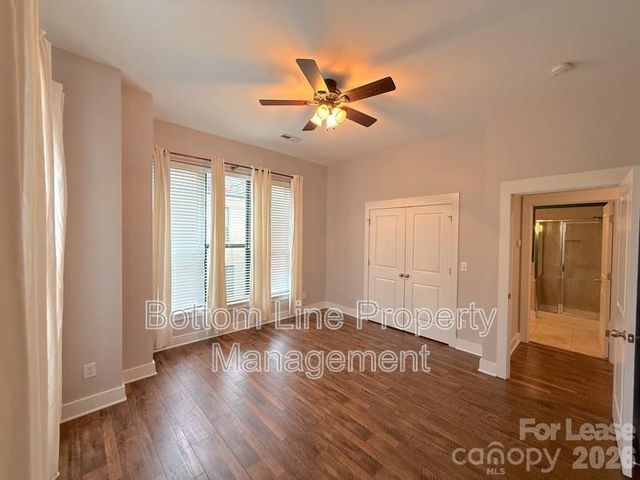 904 Warren Burgess Lane, Charlotte, NC 28205