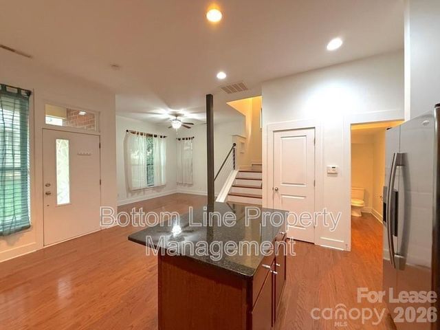 904 Warren Burgess Lane, Charlotte, NC 28205
