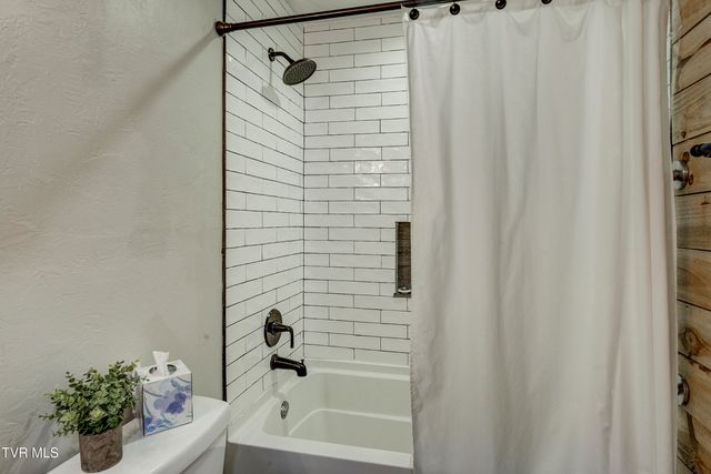 179 Muskrat Ramble Road, Mountain City, TN 37683