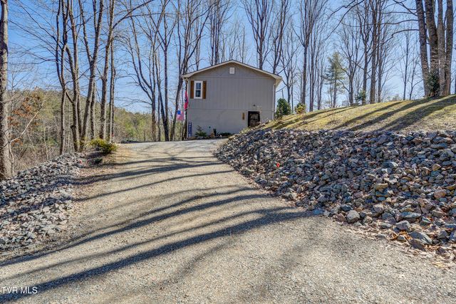 179 Muskrat Ramble Road, Mountain City, TN 37683