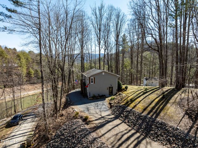179 Muskrat Ramble Road, Mountain City, TN 37683