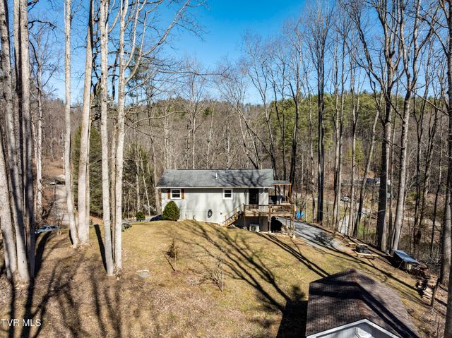 179 Muskrat Ramble Road, Mountain City, TN 37683