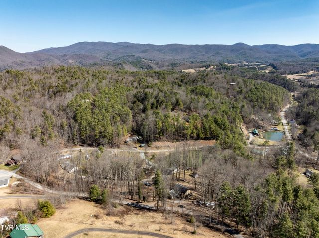 179 Muskrat Ramble Road, Mountain City, TN 37683