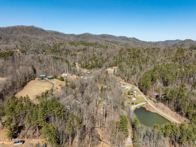 179 Muskrat Ramble Road, Mountain City, TN 37683