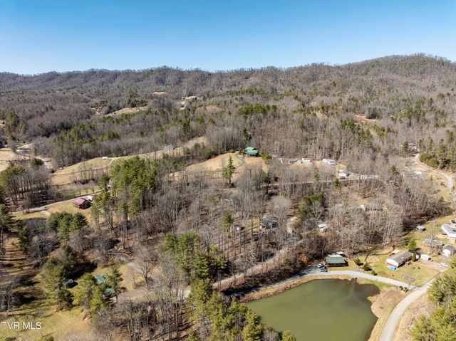 179 Muskrat Ramble Road, Mountain City, TN 37683