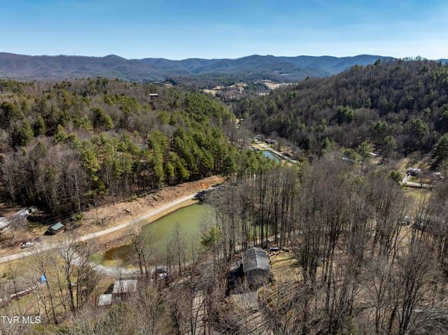 179 Muskrat Ramble Road, Mountain City, TN 37683