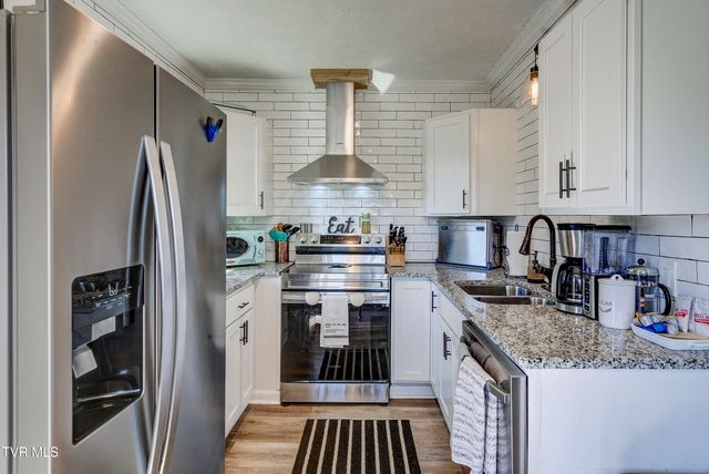 179 Muskrat Ramble Road, Mountain City, TN 37683