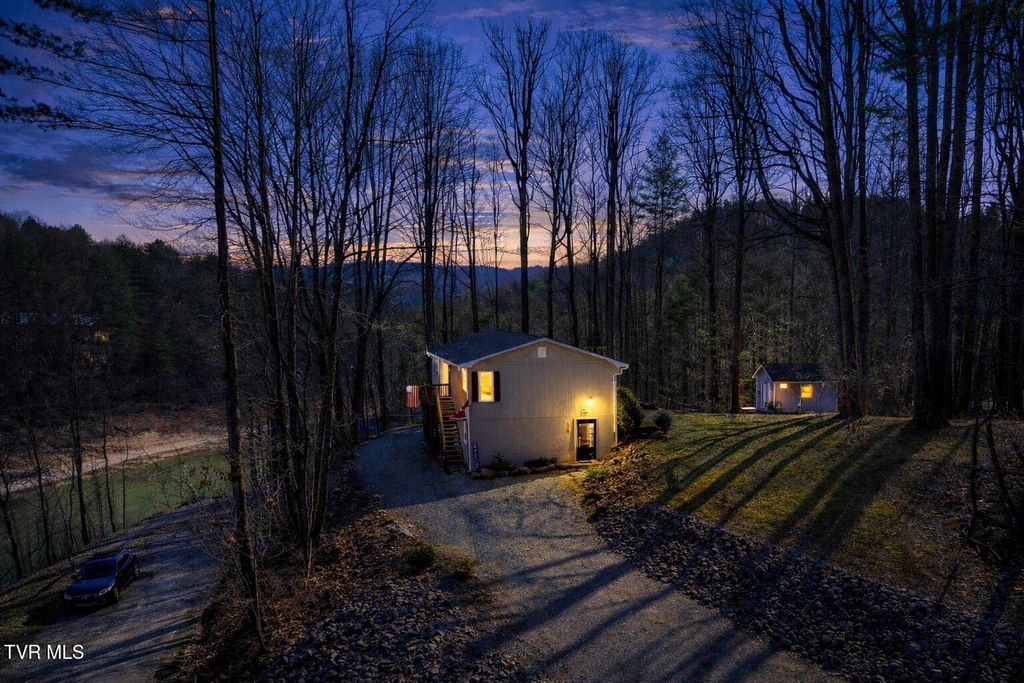 179 Muskrat Ramble Road, Mountain City, TN 37683