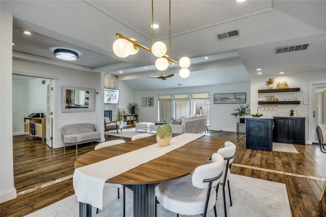 7148 Roundrock Road, Dallas, TX 75248