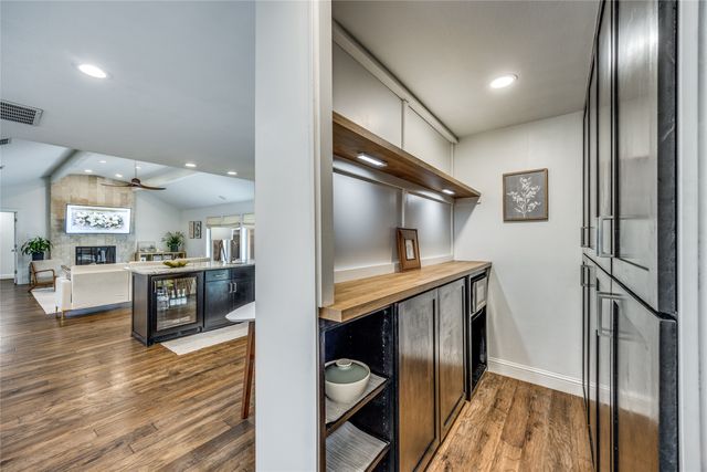 7148 Roundrock Road, Dallas, TX 75248