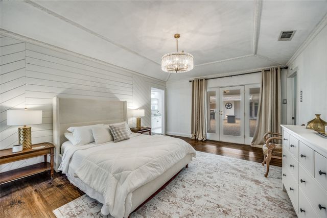 7148 Roundrock Road, Dallas, TX 75248