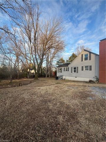 606 Unity Street, Thomasville, NC 27360