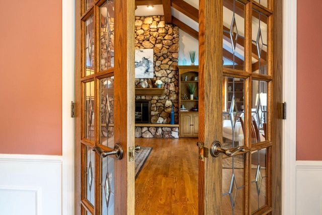 1790 Kelly LANE, Brookfield, WI 53045