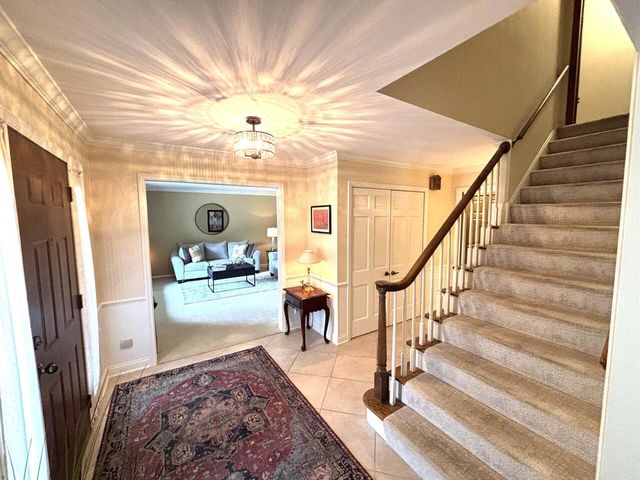 1790 Kelly LANE, Brookfield, WI 53045