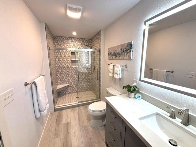 1790 Kelly LANE, Brookfield, WI 53045
