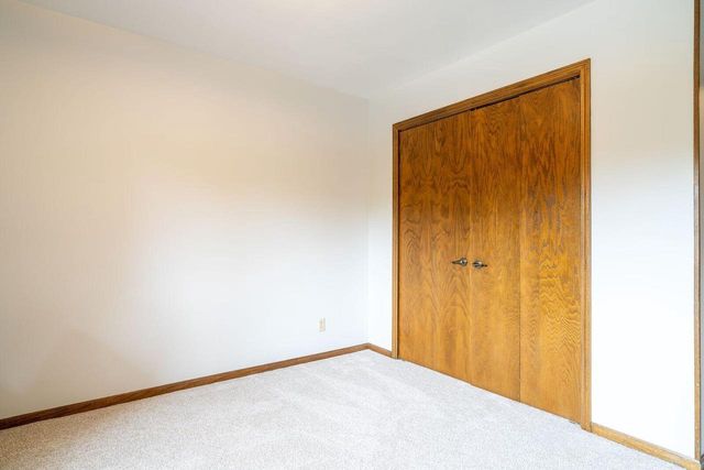 1790 Kelly LANE, Brookfield, WI 53045