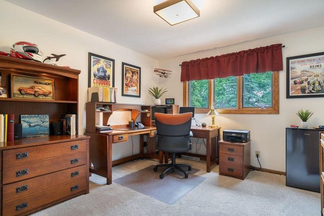 1790 Kelly LANE, Brookfield, WI 53045