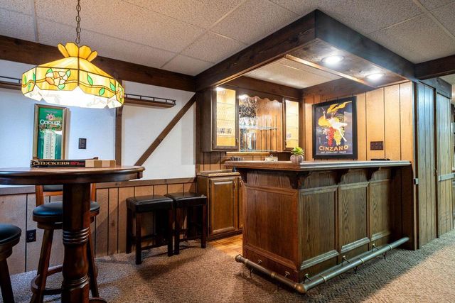 1790 Kelly LANE, Brookfield, WI 53045