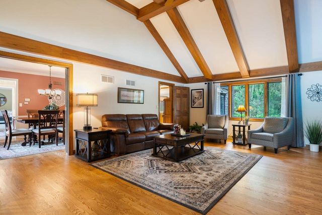 1790 Kelly LANE, Brookfield, WI 53045