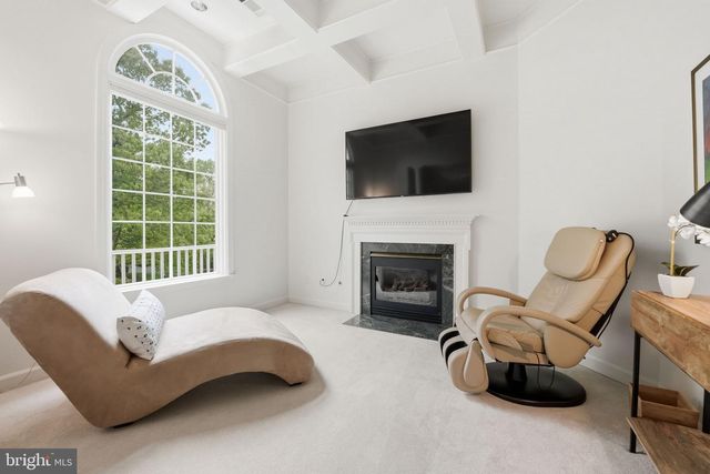 2207 ARYNESS DR, Vienna, VA 22181