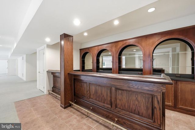 2207 ARYNESS DR, Vienna, VA 22181