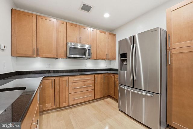 2207 ARYNESS DR, Vienna, VA 22181