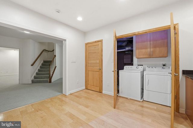 2207 ARYNESS DR, Vienna, VA 22181