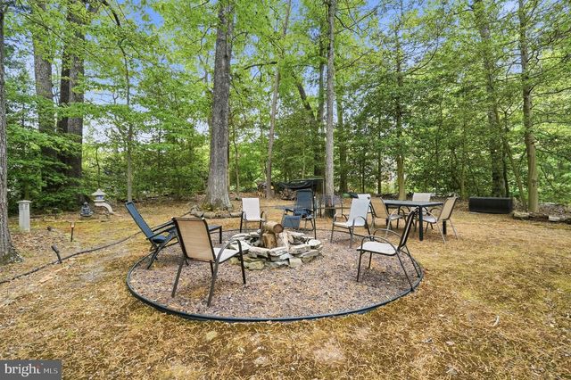 2207 ARYNESS DR, Vienna, VA 22181