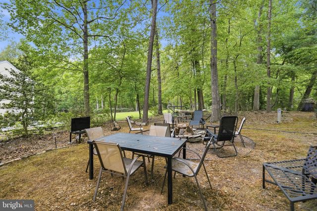 2207 ARYNESS DR, Vienna, VA 22181