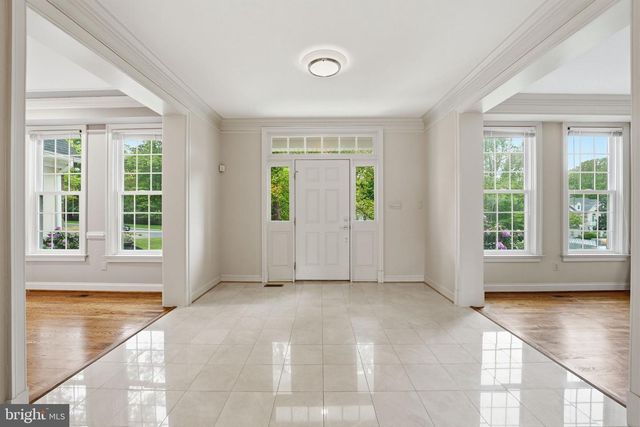 2207 ARYNESS DR, Vienna, VA 22181